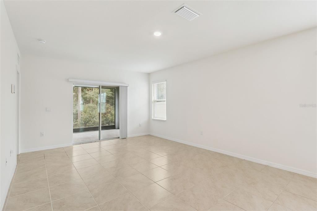 For Rent: $2,500 (3 beds, 2 baths, 1500 Square Feet)