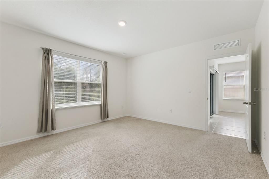 For Rent: $2,500 (3 beds, 2 baths, 1500 Square Feet)