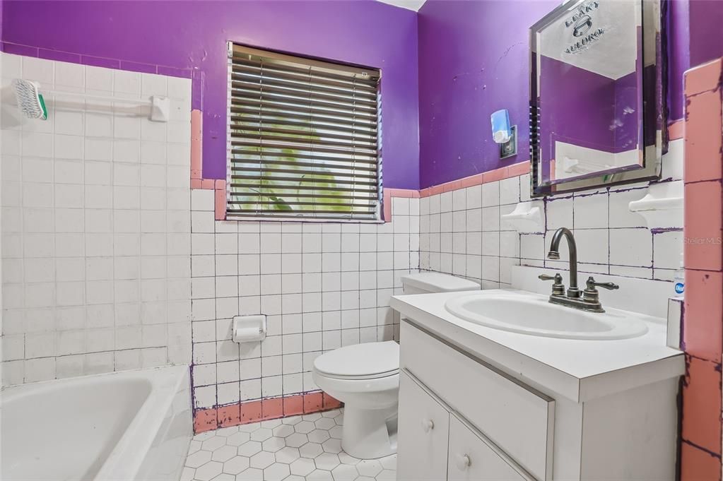 En Venta: $250,000 (2 camas, 1 baños, 1108 Pies cuadrados)