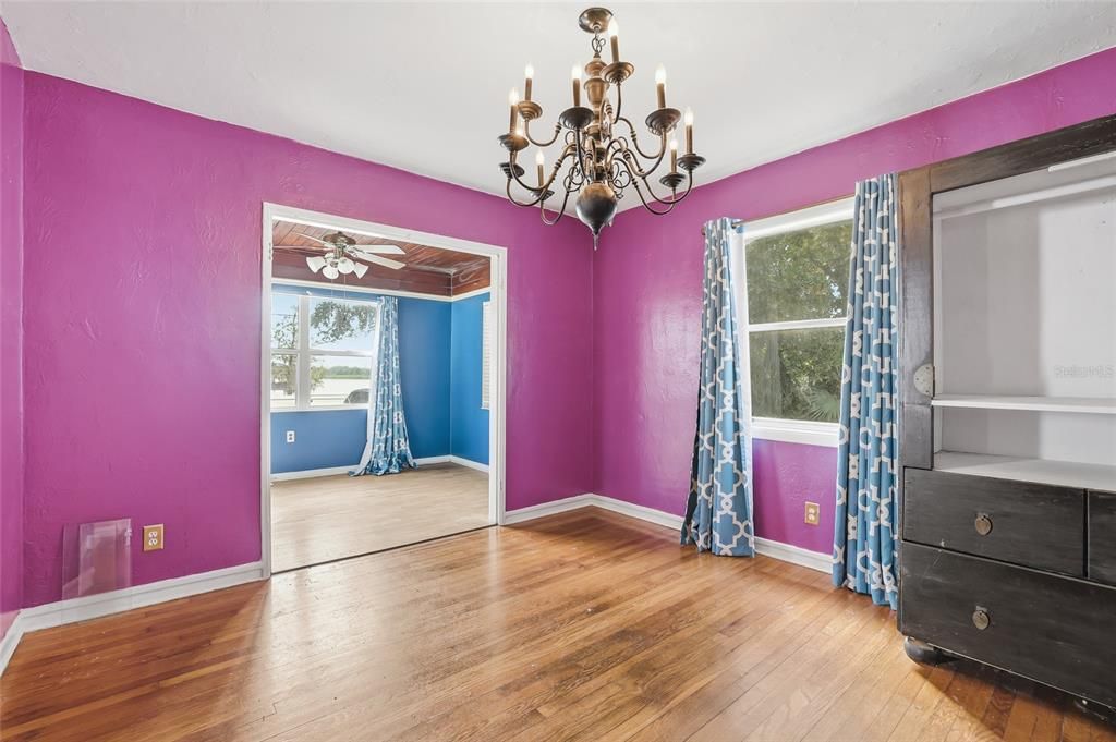 En Venta: $250,000 (2 camas, 1 baños, 1108 Pies cuadrados)