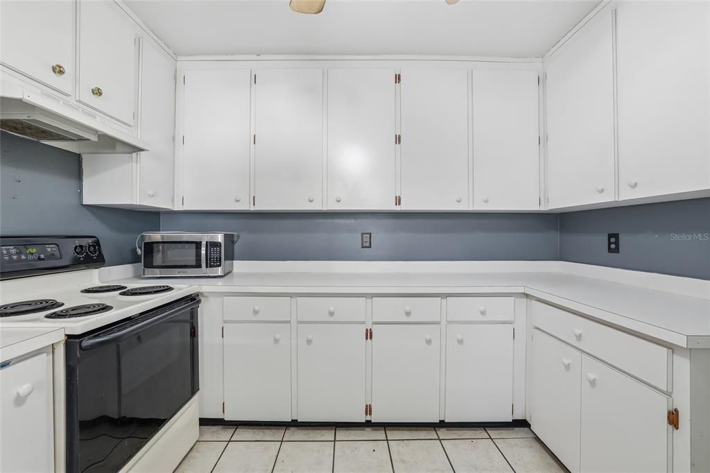 En Venta: $250,000 (2 camas, 1 baños, 1108 Pies cuadrados)