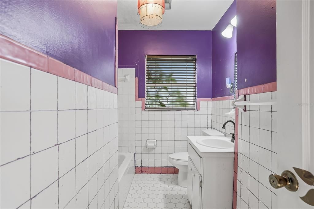 En Venta: $250,000 (2 camas, 1 baños, 1108 Pies cuadrados)