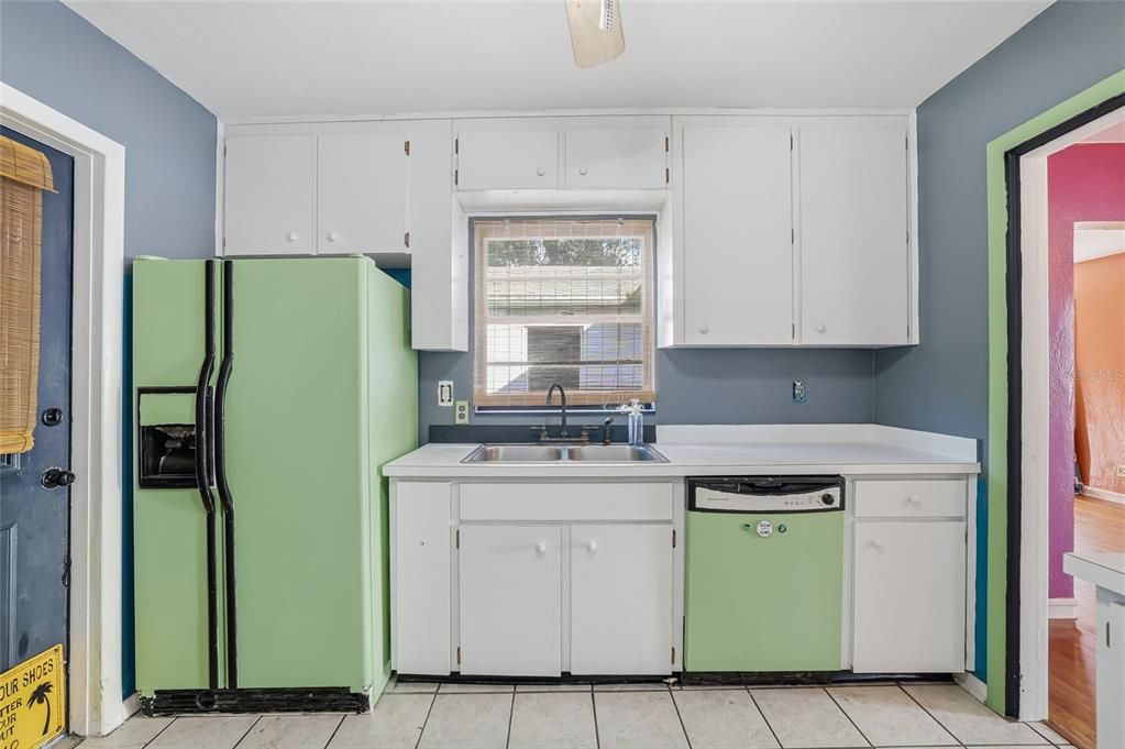 En Venta: $250,000 (2 camas, 1 baños, 1108 Pies cuadrados)