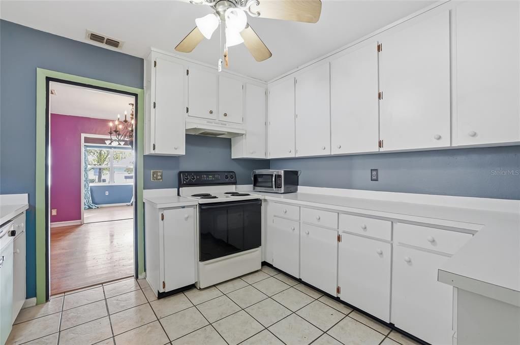 En Venta: $250,000 (2 camas, 1 baños, 1108 Pies cuadrados)