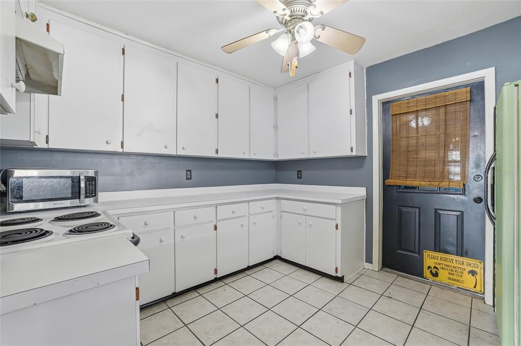 En Venta: $250,000 (2 camas, 1 baños, 1108 Pies cuadrados)