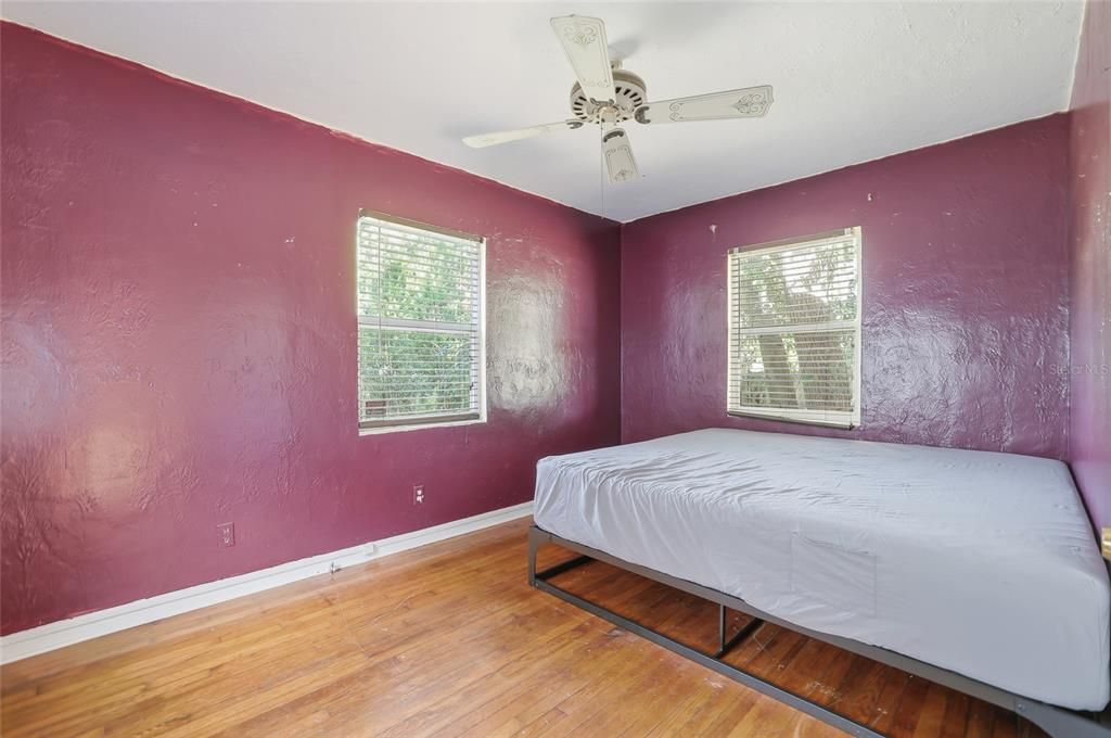 En Venta: $250,000 (2 camas, 1 baños, 1108 Pies cuadrados)