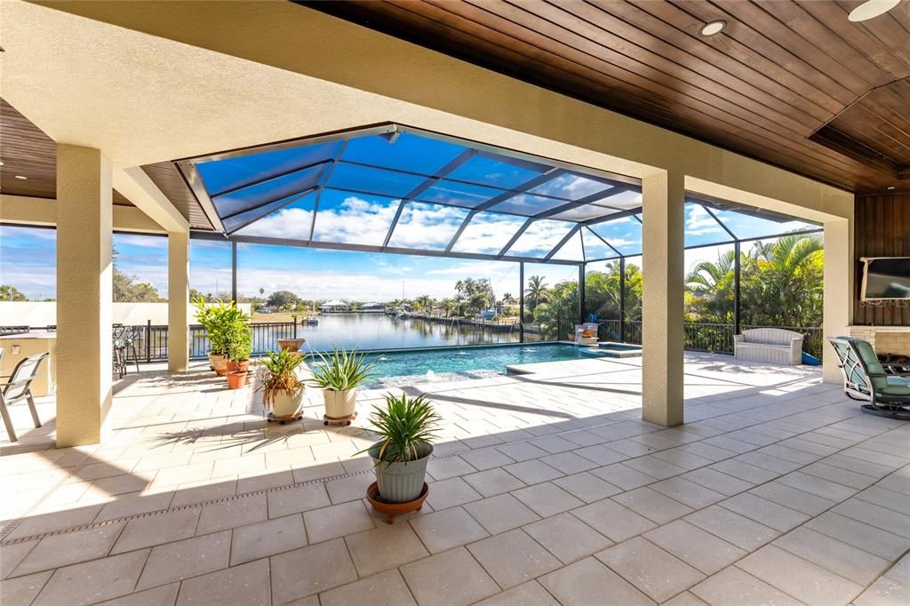 На продажу: $2,500,000 (4 спален, 4 ванн, 4208 Квадратных фут)