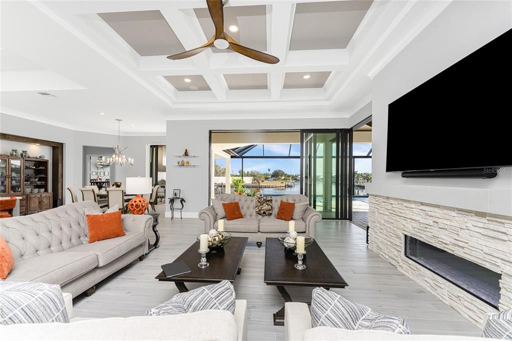 На продажу: $2,500,000 (4 спален, 4 ванн, 4208 Квадратных фут)