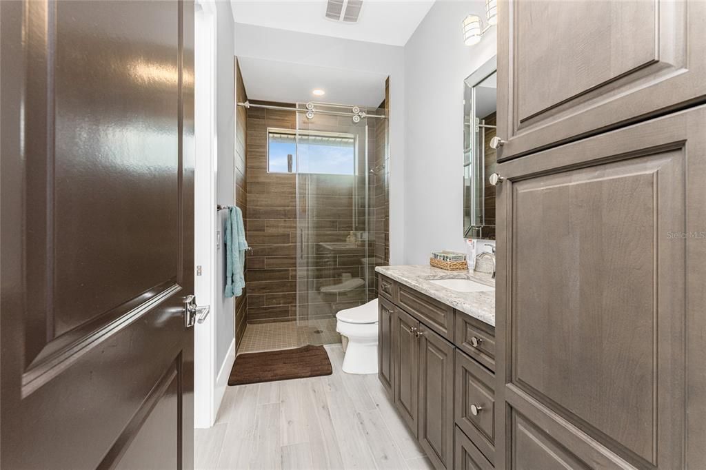 На продажу: $2,500,000 (4 спален, 4 ванн, 4208 Квадратных фут)