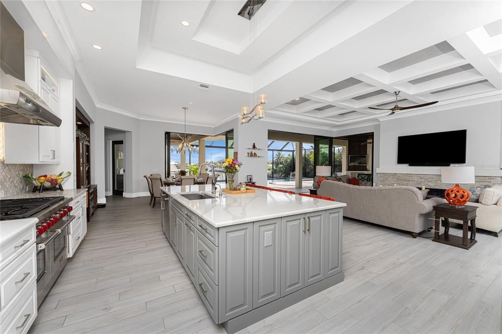 На продажу: $2,500,000 (4 спален, 4 ванн, 4208 Квадратных фут)