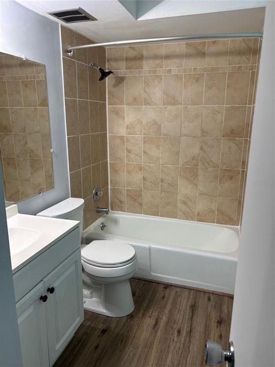 For Rent: $1,795 (2 beds, 2 baths, 894 Square Feet)