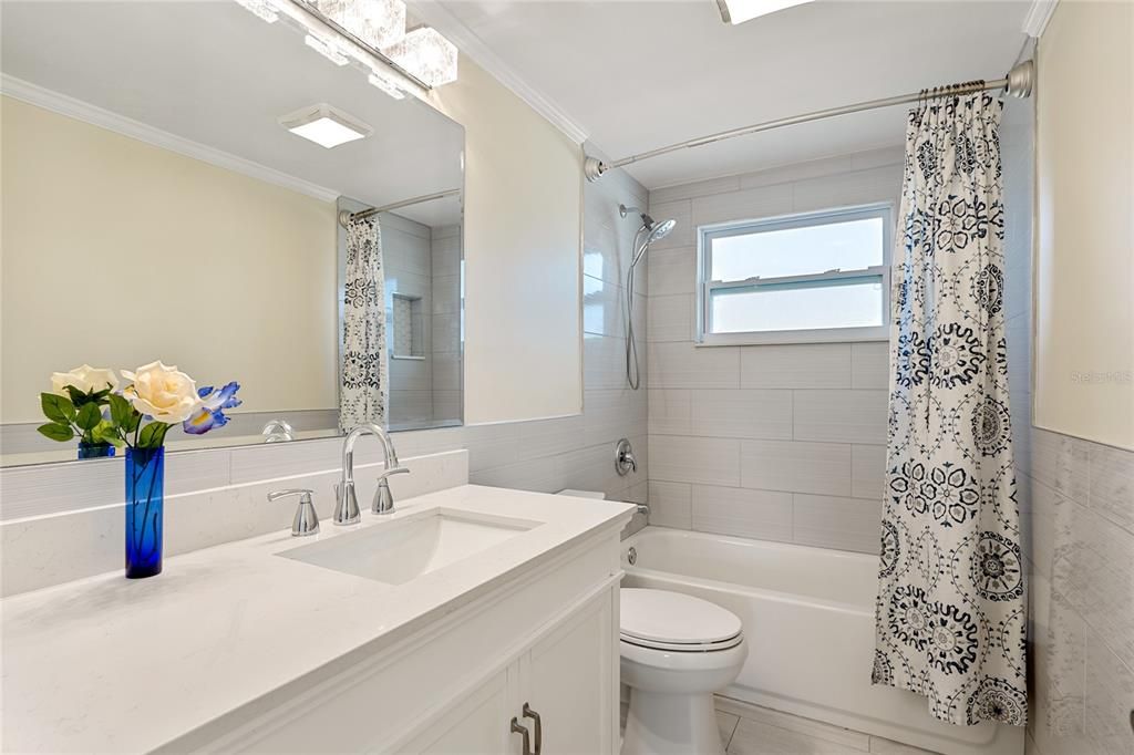 For Sale: $449,500 (4 beds, 2 baths, 1466 Square Feet)