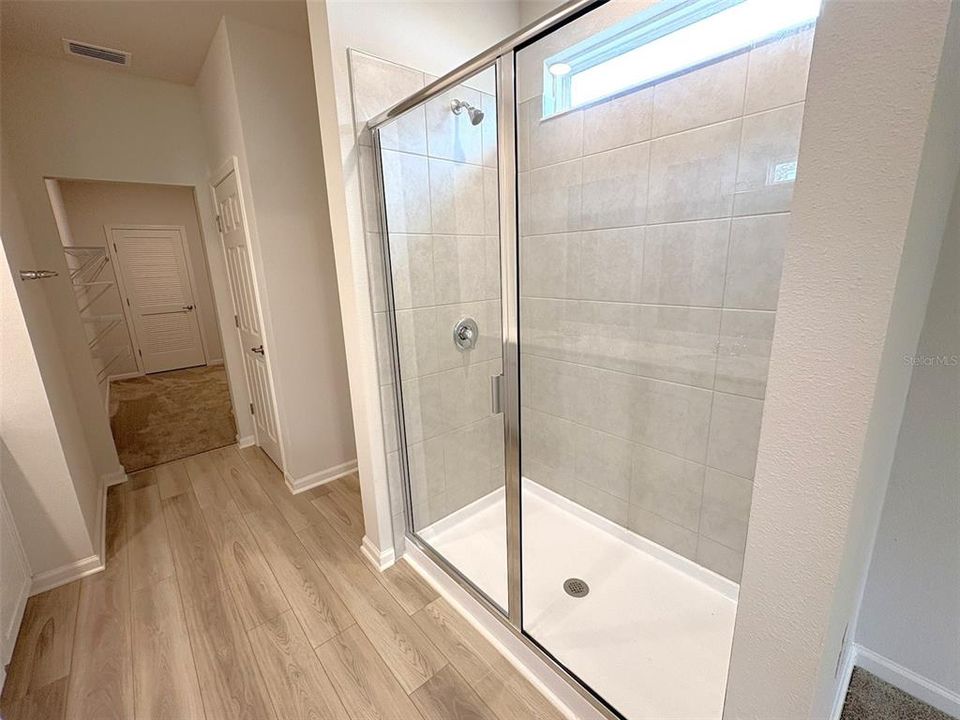 En Venta: $354,990 (3 camas, 2 baños, 1816 Pies cuadrados)