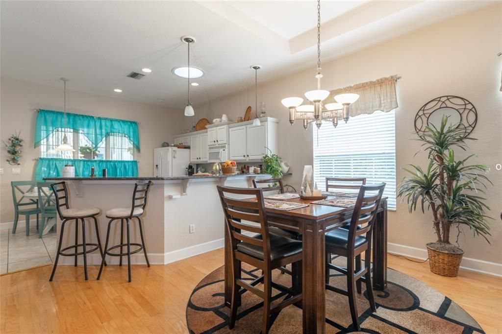 En Venta: $339,000 (2 camas, 2 baños, 1583 Pies cuadrados)