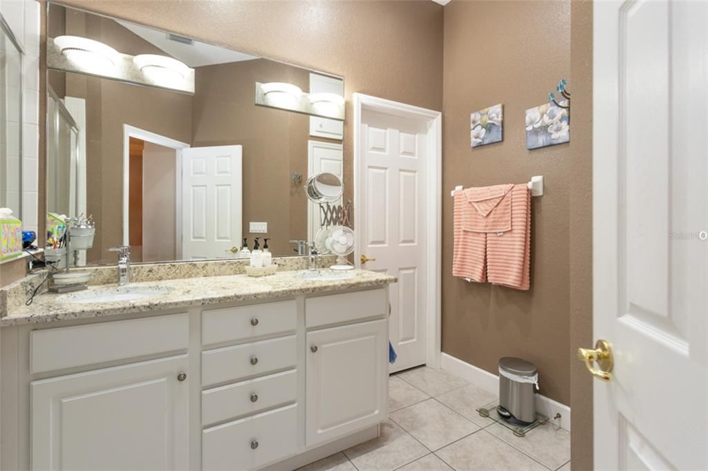 En Venta: $339,000 (2 camas, 2 baños, 1583 Pies cuadrados)