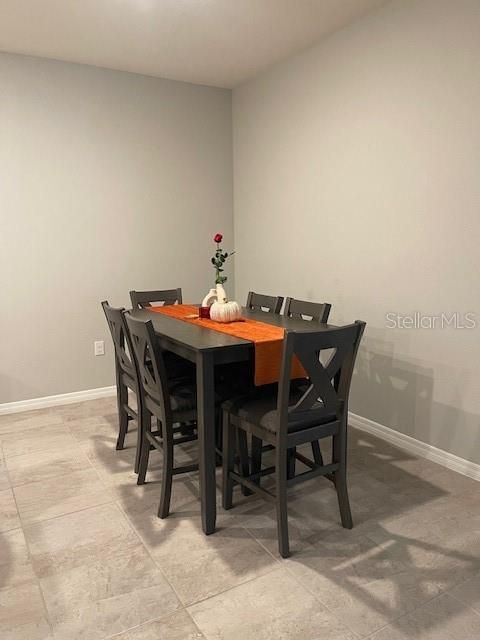 For Rent: $4,000 (2 beds, 2 baths, 1552 Square Feet)