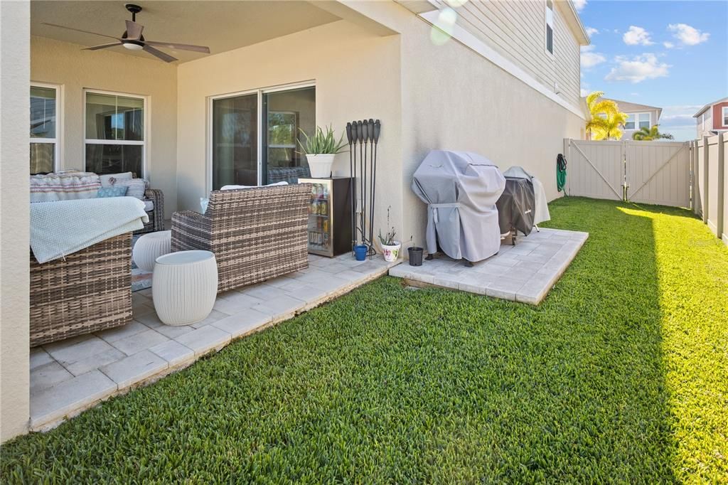 待售: $600,000 (5 贝兹, 3 浴室, 3182 平方英尺)