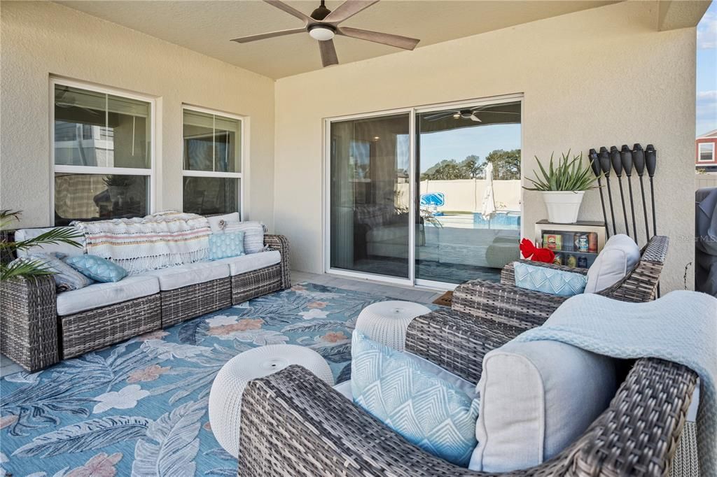 待售: $600,000 (5 贝兹, 3 浴室, 3182 平方英尺)