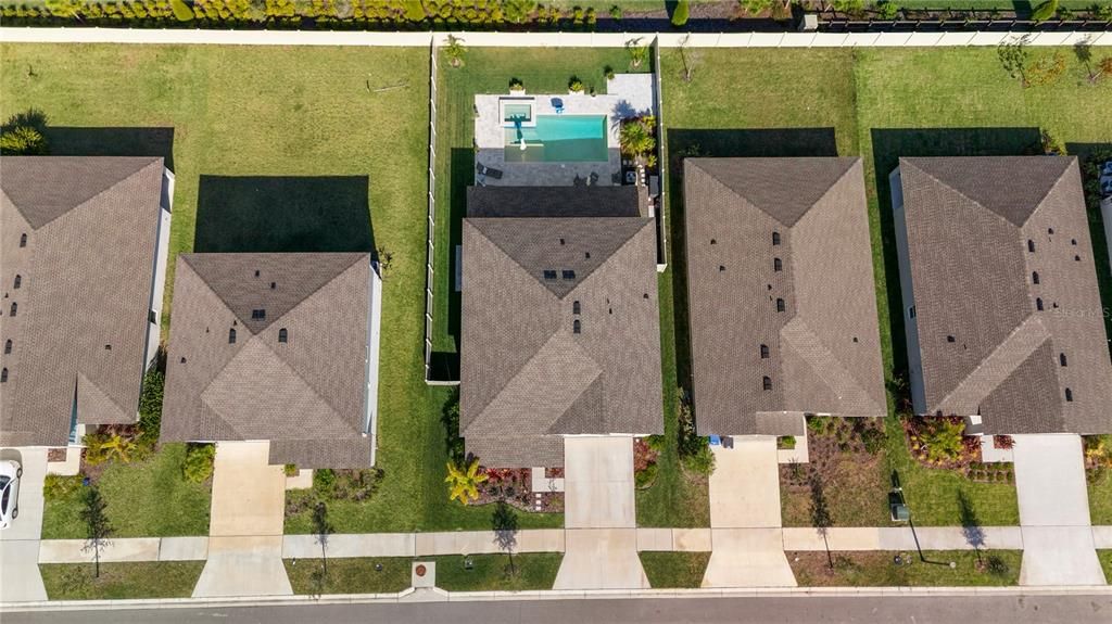 待售: $600,000 (5 贝兹, 3 浴室, 3182 平方英尺)