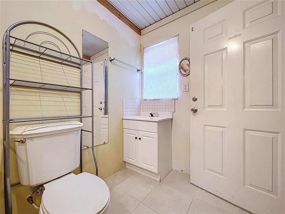 For Sale: $440,000 (4 beds, 4 baths, 2894 Square Feet)