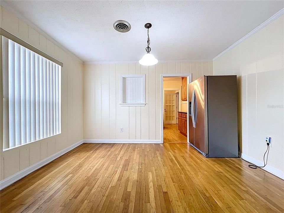 For Sale: $440,000 (4 beds, 4 baths, 2894 Square Feet)