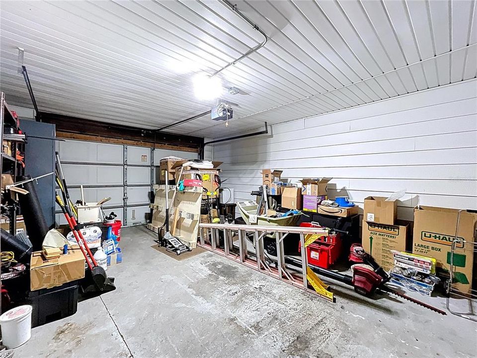 For Sale: $440,000 (4 beds, 4 baths, 2894 Square Feet)