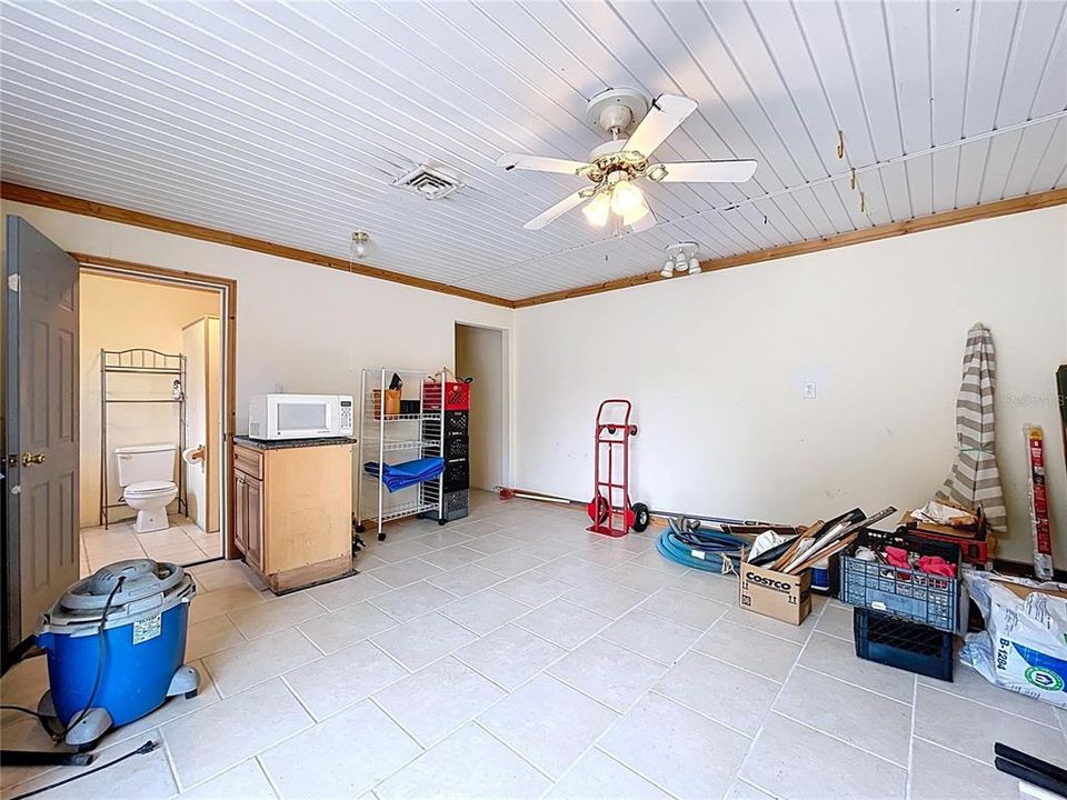 For Sale: $440,000 (4 beds, 4 baths, 2894 Square Feet)