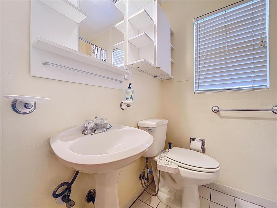 For Sale: $440,000 (4 beds, 4 baths, 2894 Square Feet)