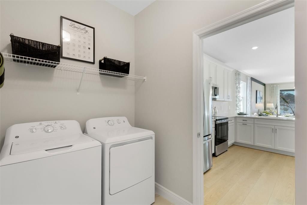 For Sale: $284,999 (3 beds, 2 baths, 1489 Square Feet)