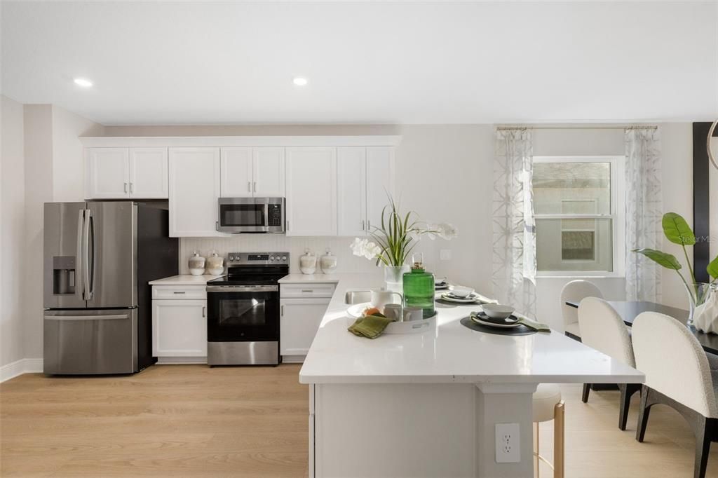 For Sale: $284,999 (3 beds, 2 baths, 1489 Square Feet)