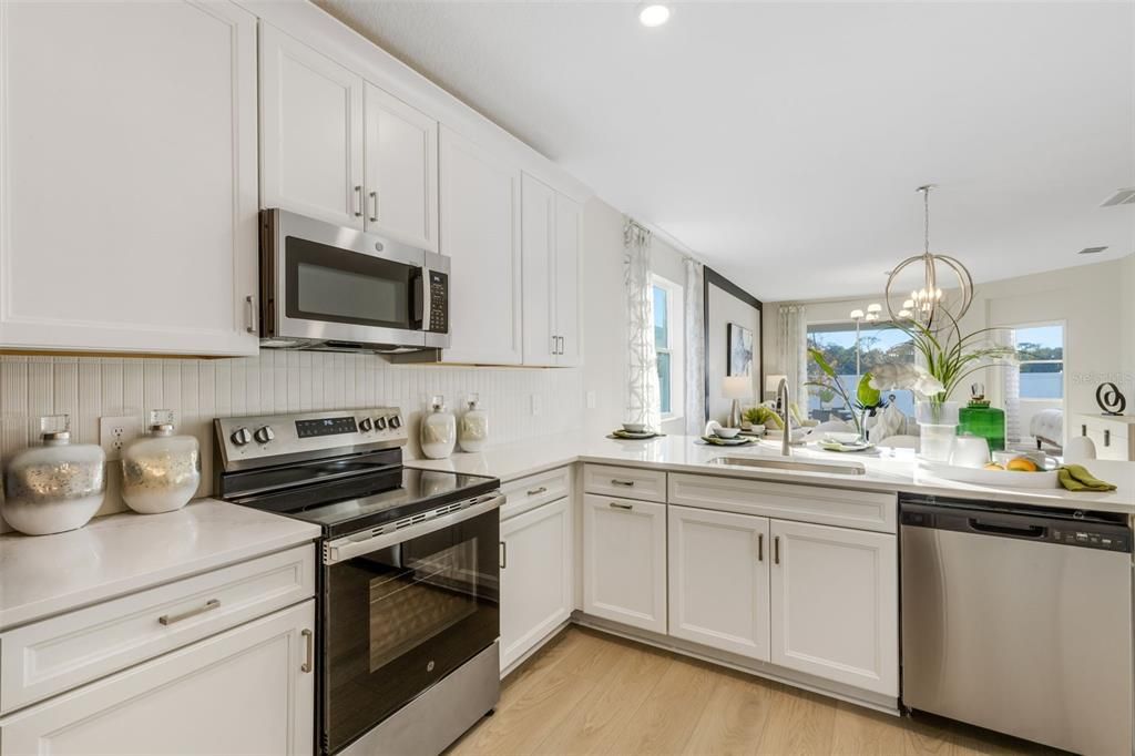 For Sale: $284,999 (3 beds, 2 baths, 1489 Square Feet)