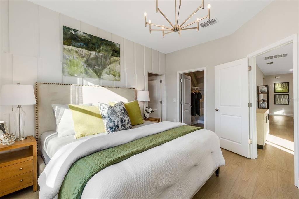 For Sale: $284,999 (3 beds, 2 baths, 1489 Square Feet)