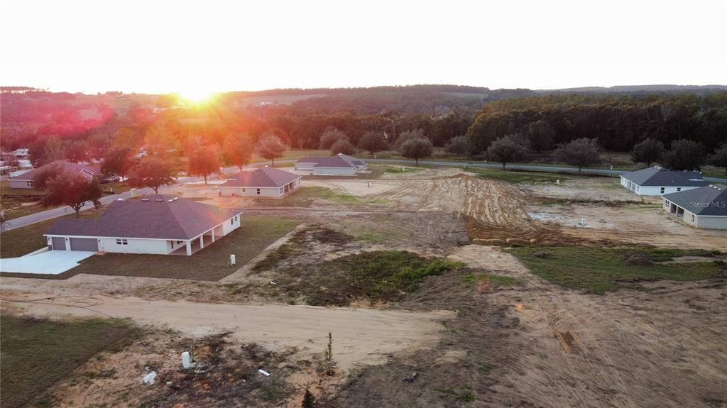 На продажу: $565,450 (4 спален, 2 ванн, 2557 Квадратных фут)