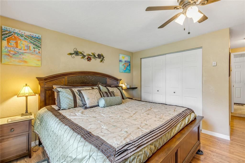 For Sale: $499,000 (3 beds, 2 baths, 1588 Square Feet)