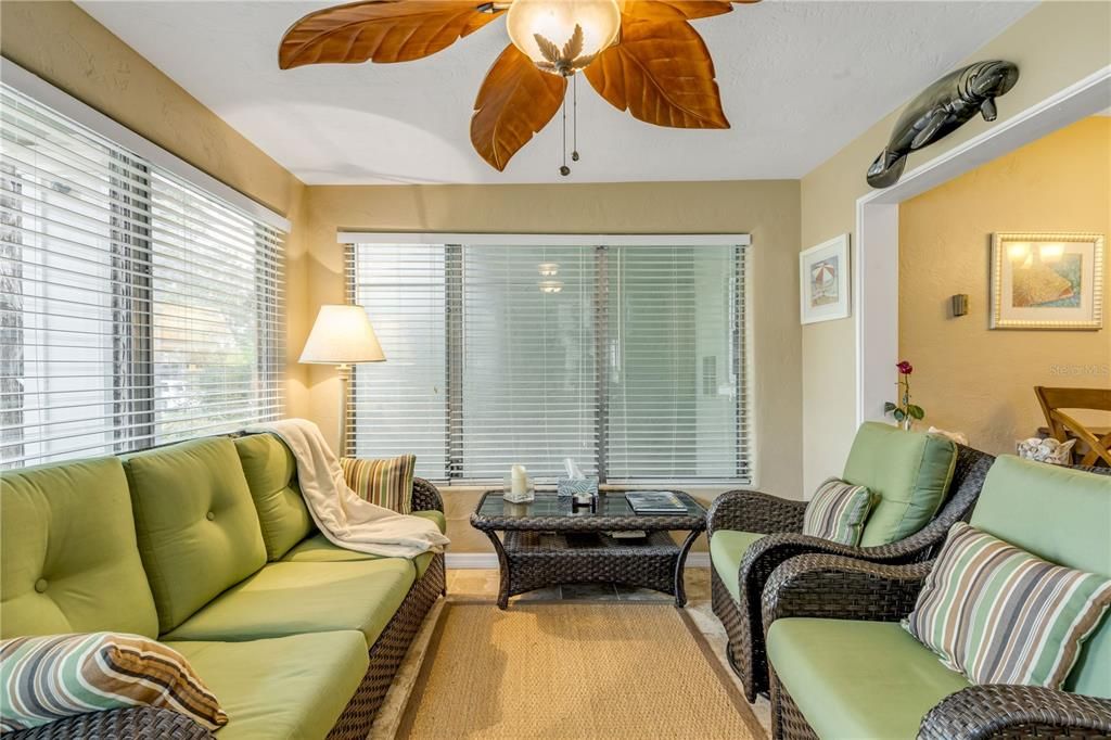 For Sale: $499,000 (3 beds, 2 baths, 1588 Square Feet)