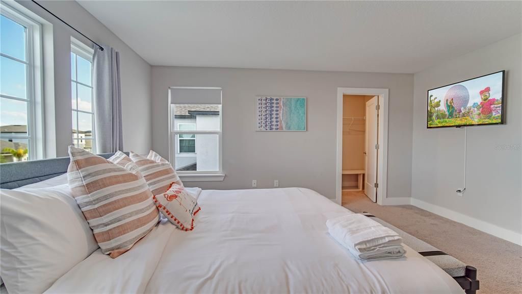 For Rent: $3,000 (4 beds, 3 baths, 2244 Square Feet)