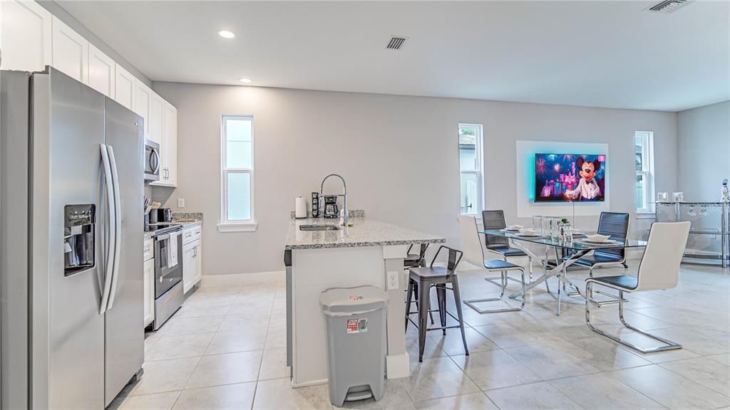 For Rent: $3,000 (4 beds, 3 baths, 2244 Square Feet)