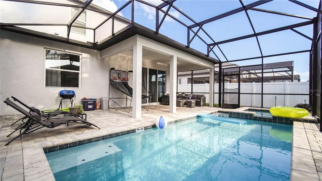 For Rent: $3,000 (4 beds, 3 baths, 2244 Square Feet)