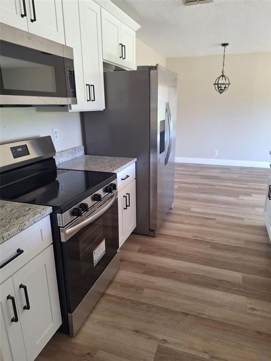 待售: $495,000 (2 贝兹, 2 浴室, 1694 平方英尺)