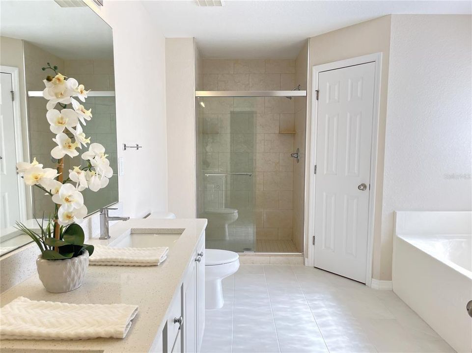 For Sale: $350,000 (4 beds, 2 baths, 2145 Square Feet)