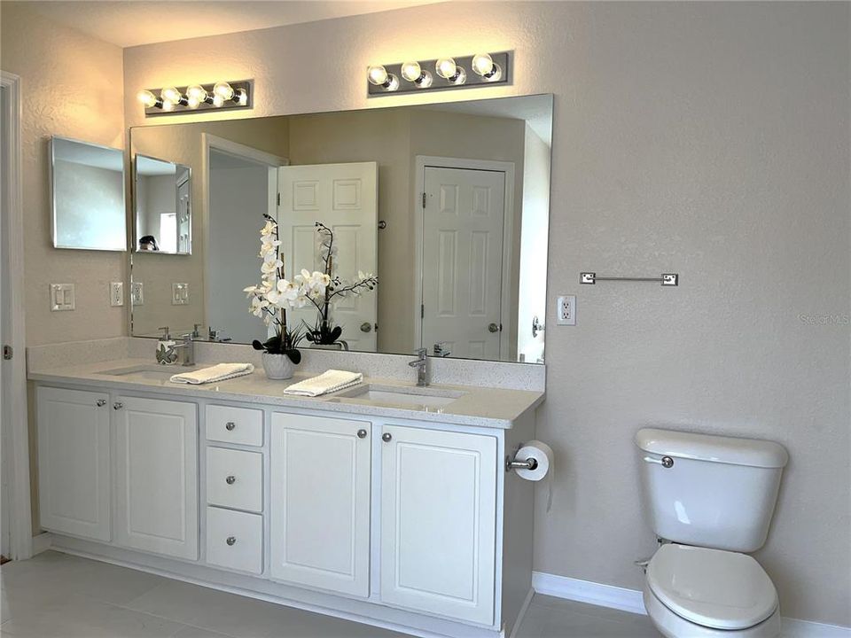 For Sale: $350,000 (4 beds, 2 baths, 2145 Square Feet)