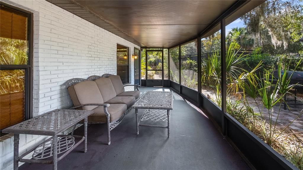 На продажу: $949,000 (5 спален, 2 ванн, 2340 Квадратных фут)