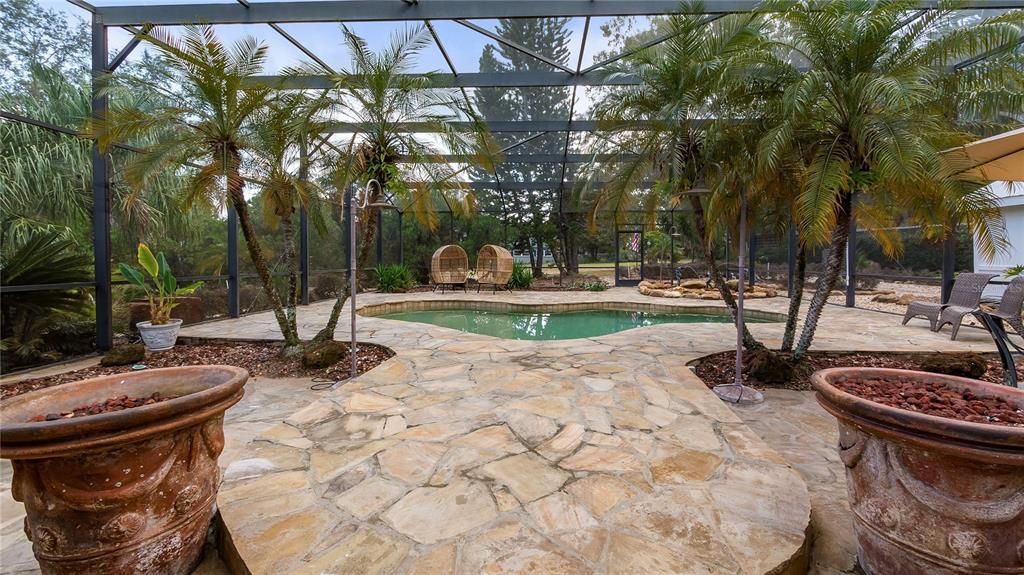 На продажу: $949,000 (5 спален, 2 ванн, 2340 Квадратных фут)