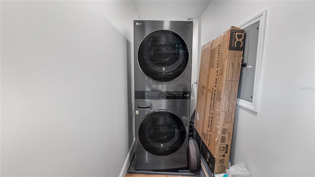 На продажу: $949,000 (5 спален, 2 ванн, 2340 Квадратных фут)