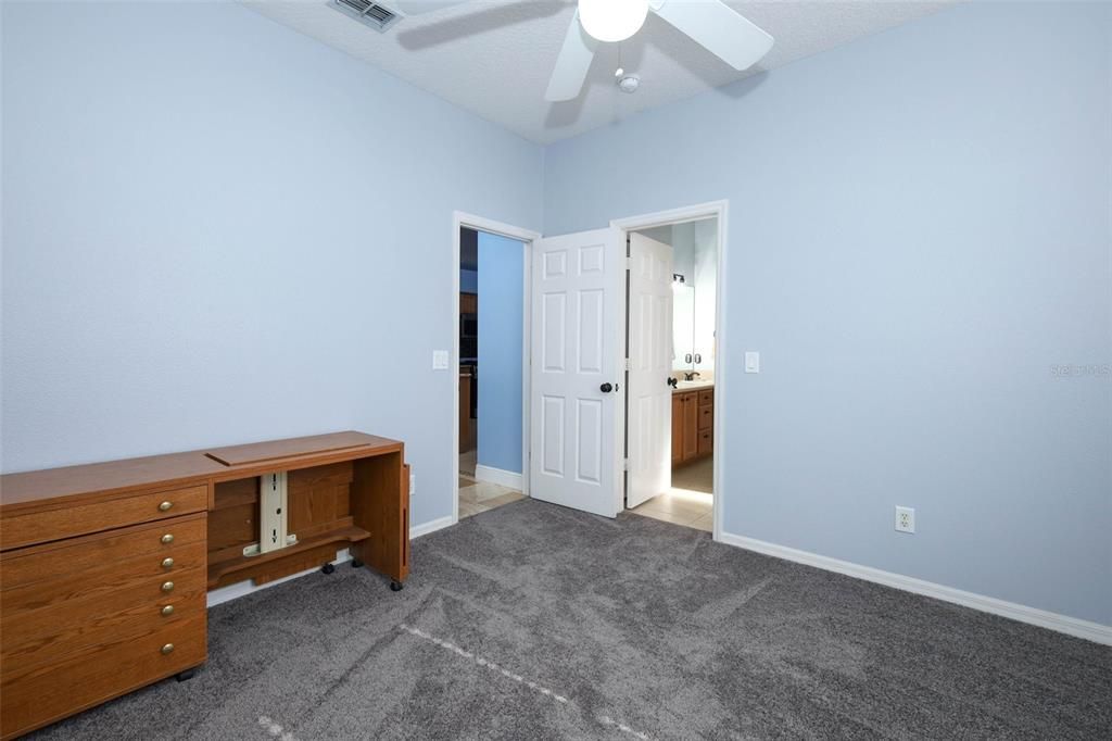 На продажу: $549,900 (5 спален, 3 ванн, 2879 Квадратных фут)