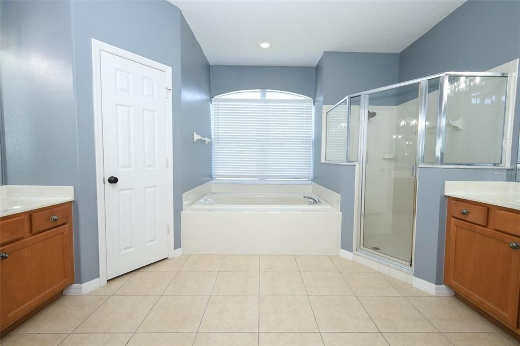 На продажу: $549,900 (5 спален, 3 ванн, 2879 Квадратных фут)