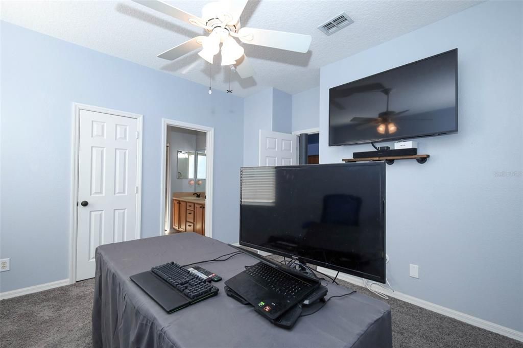 На продажу: $549,900 (5 спален, 3 ванн, 2879 Квадратных фут)