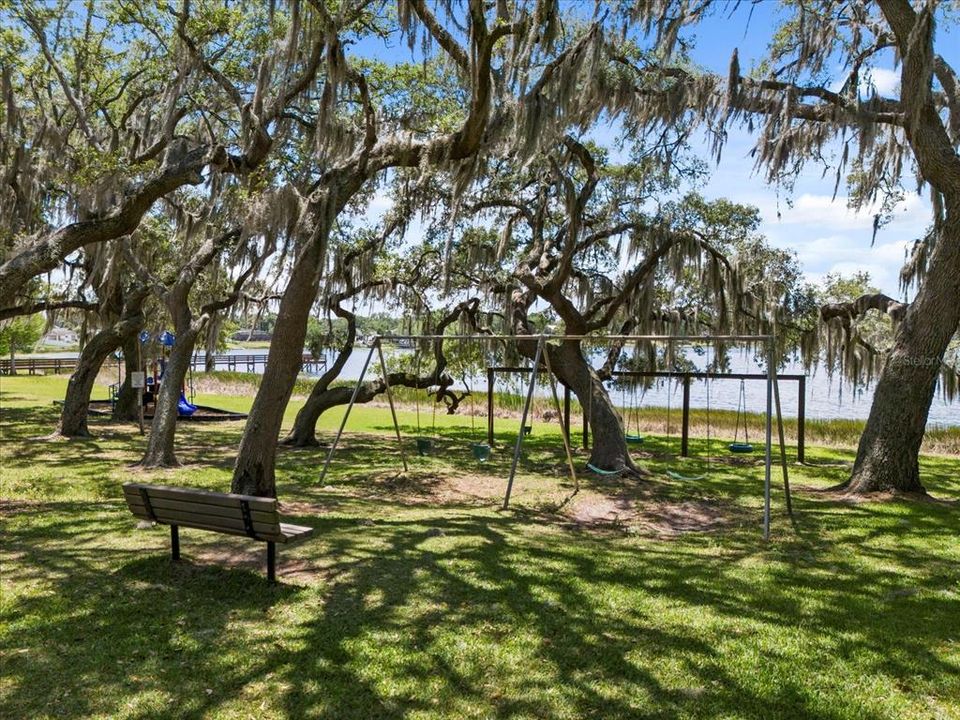 В аренду: $2,950 (4 спален, 2 ванн, 1793 Квадратных фут)