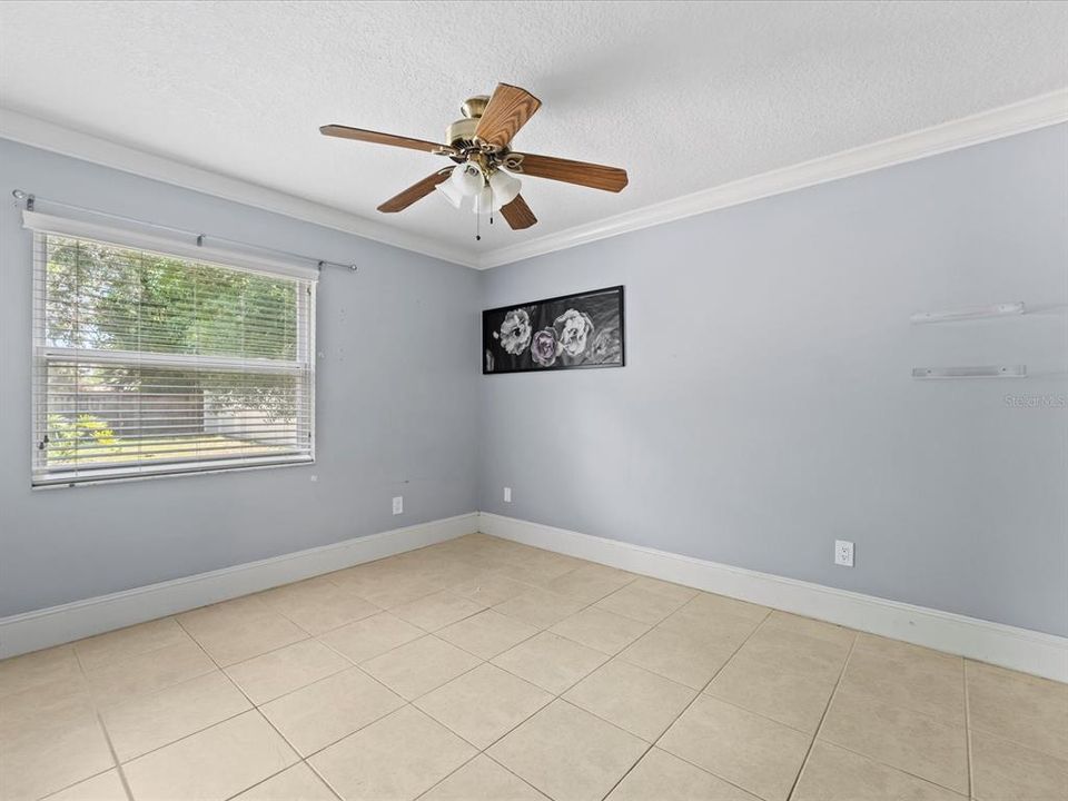 В аренду: $2,950 (4 спален, 2 ванн, 1793 Квадратных фут)