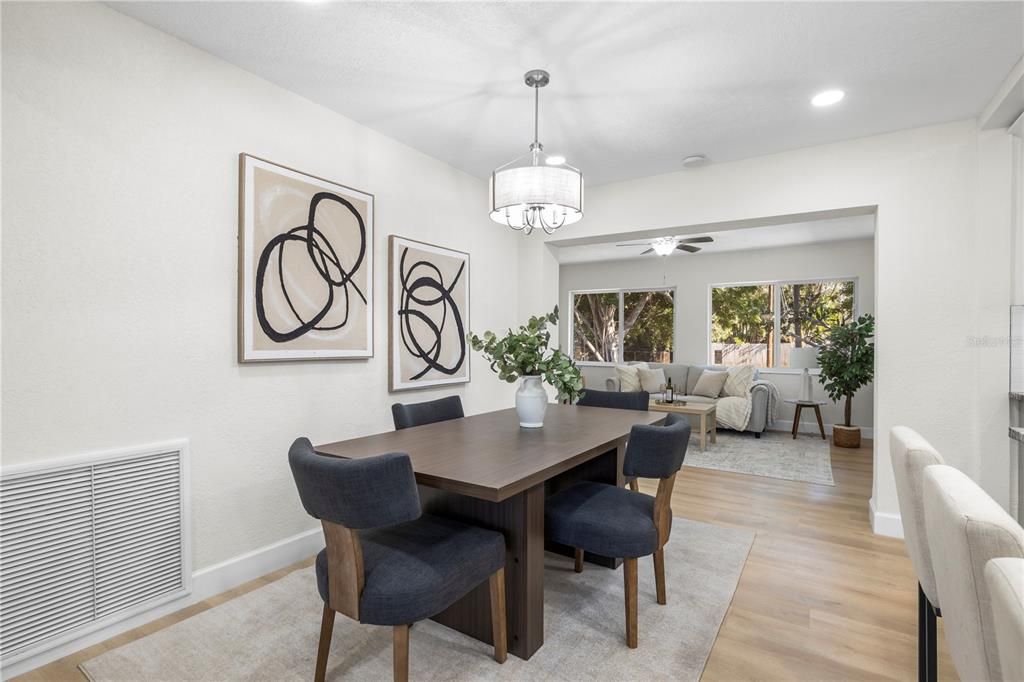 待售: $489,000 (2 贝兹, 2 浴室, 1342 平方英尺)